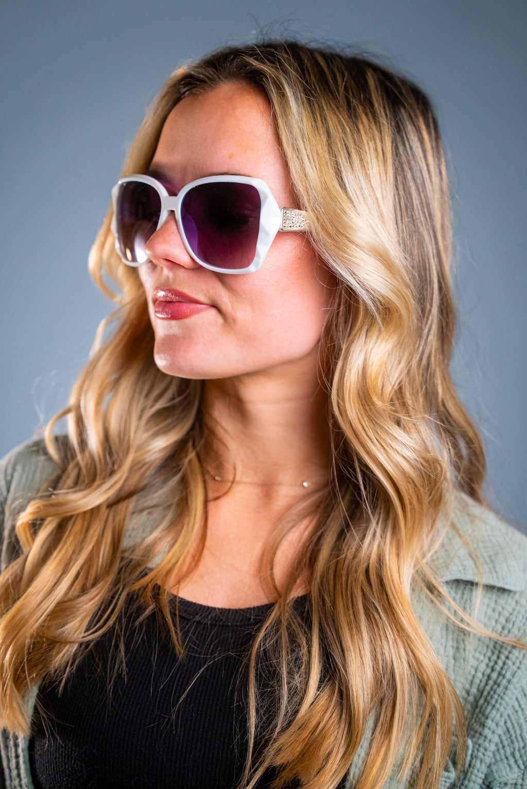 LADYBOSS SUNGLASSES - MAVENS (White)-4