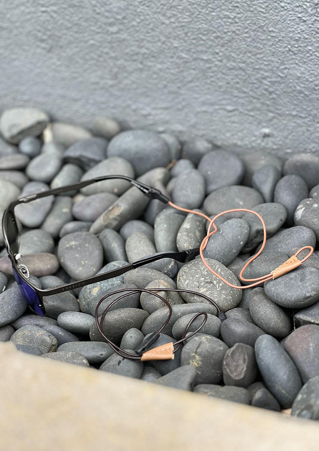 Cinturino di sicurezza in pelle vegana - 2 colori-3